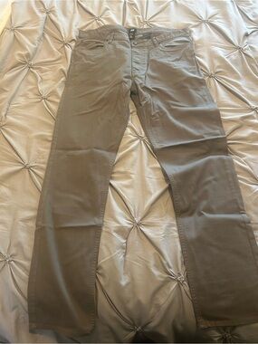 H&M Men's Chinos in Olive Green